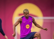 开云体育中国-巴萨全队雨中训练备战下一场