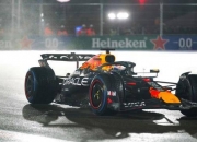 开云体育下载-雷诺车队轻取索伯车队，维斯塔潘关键制胜的简单介绍