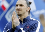 开云足球直播-赛道与舞台的交响，伊萨克在F1揭幕战之夜的闪耀时刻