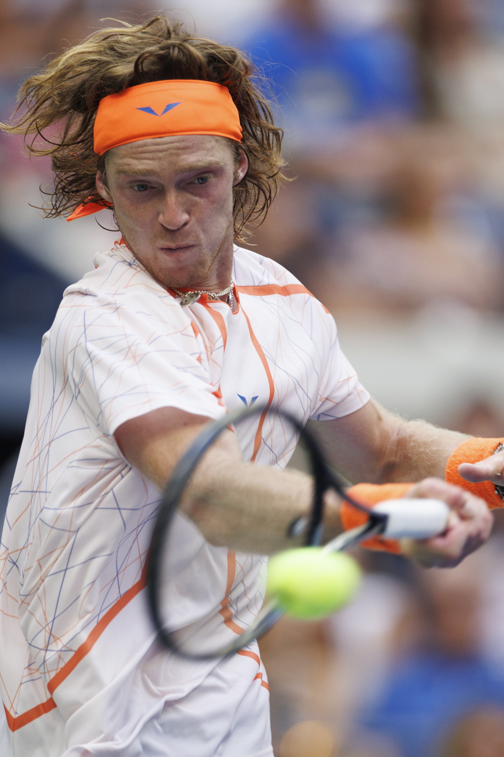 美国网球队完胜法国网球队，梅德韦杰夫爆发神勇