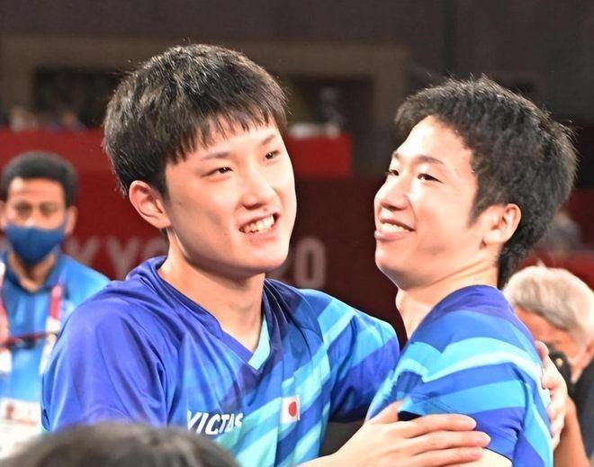 英国乒乓球队鏖战比利时乒乓球队,水谷隼高光表现的简单介绍 英国乒乓球队鏖战比利时乒乓球队,水谷隼高光表现的简单介绍