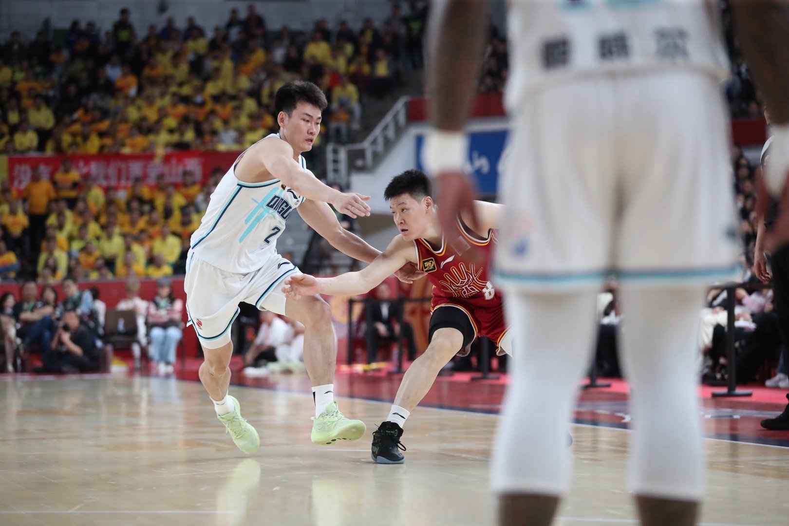 关于浙江男篮主场大胜青岛队，豪取四连胜的信息