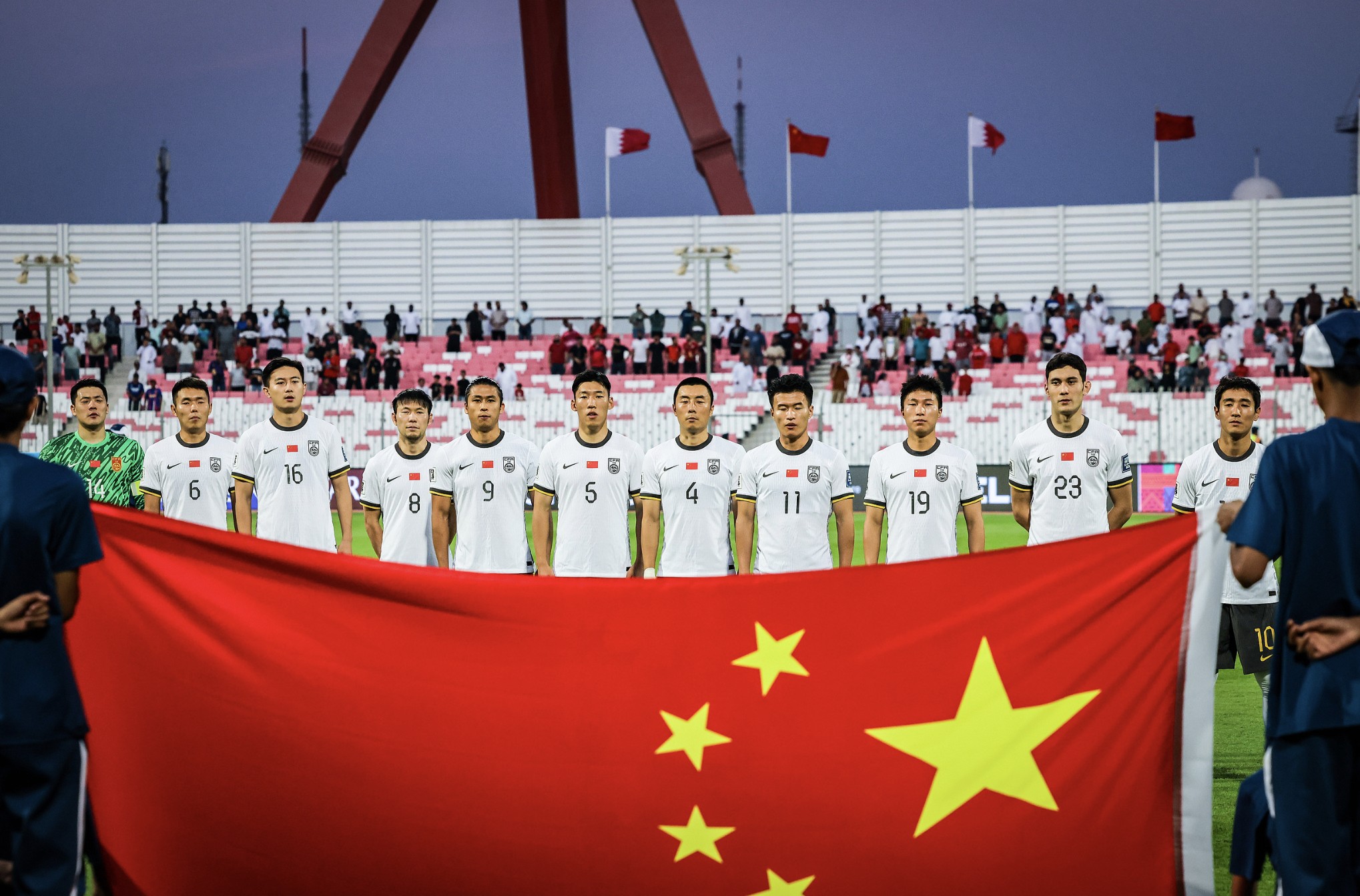 中亚球员集体离队，备战选拔赛