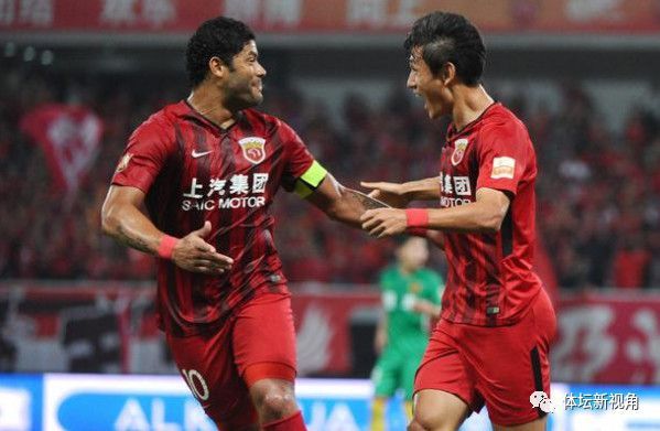 大连实德客场击败贵州恒丰，取得关键胜利的简单介绍