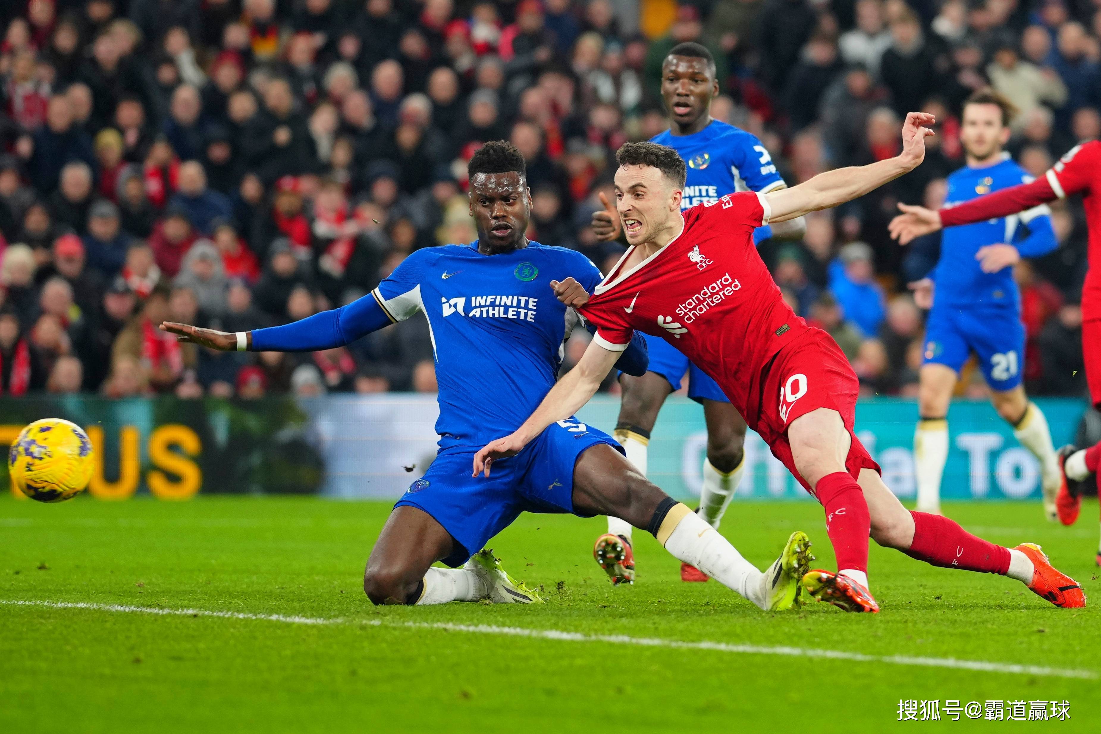 切尔西战胜利物浦，取得胜利